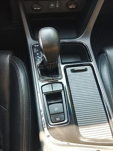 Hyundai Sonata: 2019 г., 2 л, Автомат, Газ, Седан — 5