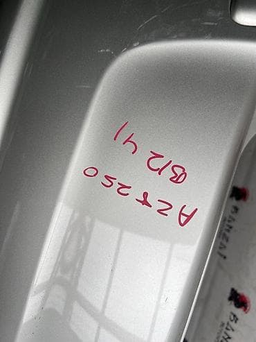 бампер авансиер: Бампер Toyota, Б/у, Оригинал — 4