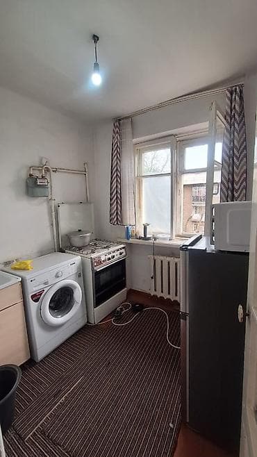 Недвижимость: 1 комната, 28 м², Хрущевка, 4 этаж, Старый ремонт — 5