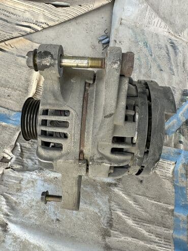 запчасти на айго: Тойота Авенсис Задний правый фонарь для автомобиля Есть много — 9