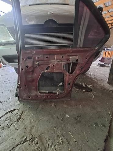 Автозапчасти: Дверь Задняя левая BMW, Б/у — 3