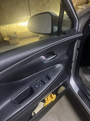 Продажа авто: Hyundai Santa Fe: 2020 г., 2 л, Автомат, Бензин, Кроссовер — 8