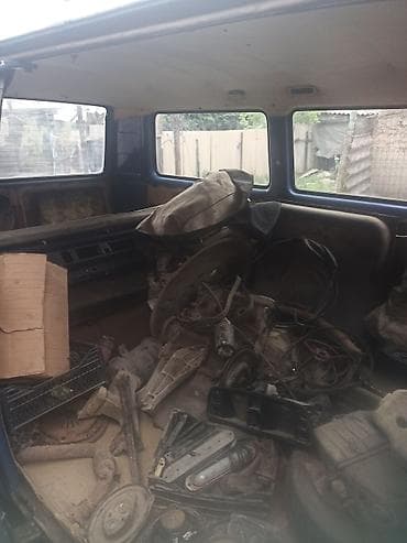 te 37: Volkswagen Transporter: 1987 г., 1.8 л, Механика, Бензин, Бус — 7