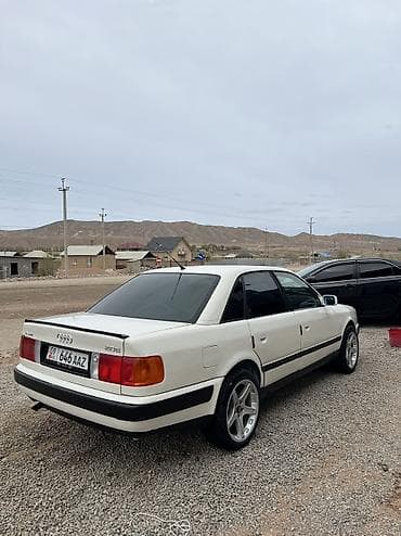 audi тт: Audi 100: 1991 г., 2 л, Кол менен иштөөчү, Бензин, Седан — 2
