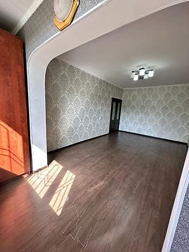 105: 1 комната, 35 м², 105 серия, 1 этаж, Косметический ремонт — 1