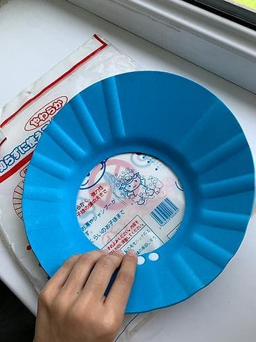 Балдар дүйнөсү: Для новорожденных и 2-6месячным детям. Во время мытья головы защищает — 4