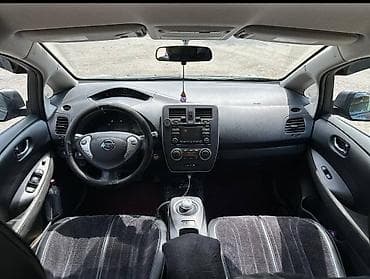 ниссан leaf: Nissan Leaf: 2015 г., Автомат, Электромобиль, Хэтчбэк — 10