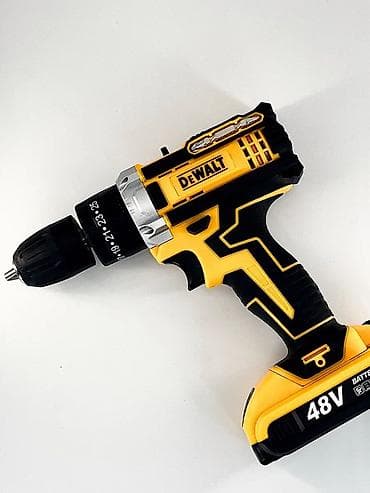 Ручные инструменты: Шуруповерт DeWALT 48V Основные характеристики: - Питается от — 9