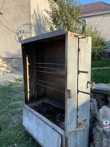 Торговля: Киоск павильон гриль, сатылат. имеется весь оборудование газ баллон — 9