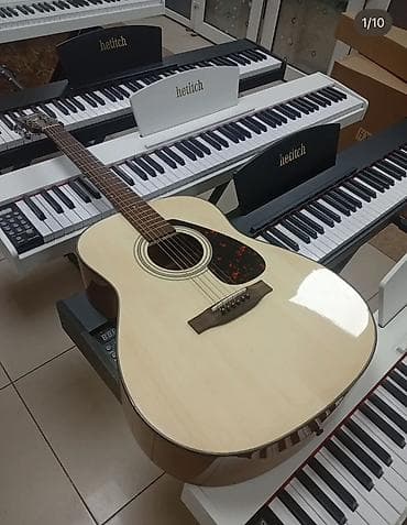 классический гитара: Акустическая гитара Yamaha (стандарт дредноут) - Форм‑фактор — 2