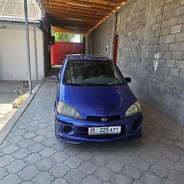 Транспорт: Daihatsu YRV: 2002 г., 1.3 л, Механика, Бензин — 3