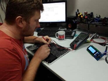 Шкафы для трансформатора: Сервисный центр по ремонту Телевизоров и других бытовых техник — 1