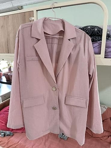 женские пиджаки с баской: Женский жакет свободного кроя, пудрово-розовый - Классический прямой — 2