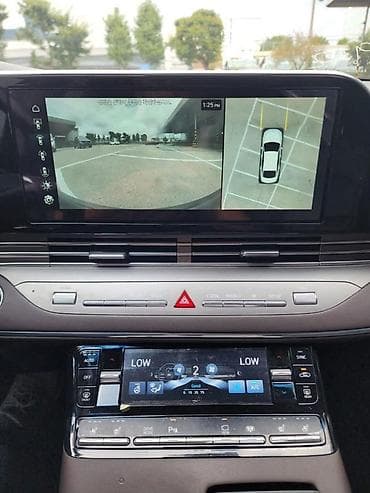 салон автомобиля: Hyundai Grandeur: 2020 г., 3 л, Газ — 9