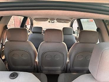 Ford Galaxy: 2000 г., 2.3 л, Механика, Бензин, Минивэн — 9