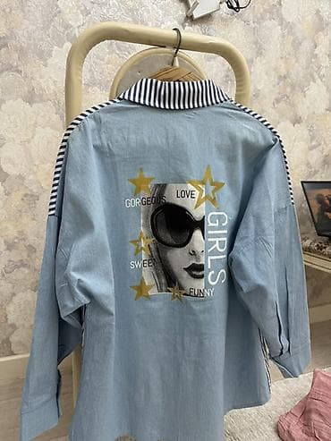 кийим: Женская рубашка оверсайз с комбинированным дизайном. - Модель — 4