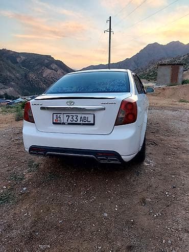Продажа авто: Daewoo Lacetti: 2003 г., 1.5 л, Механика, Бензин, Седан — 4