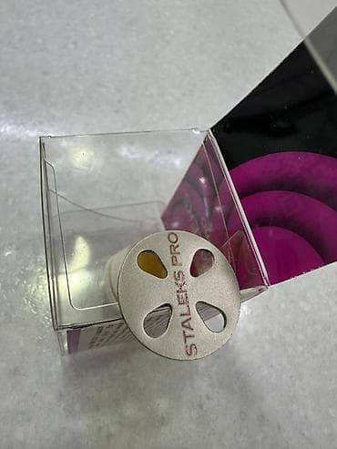 резцедержатель: Подставка-держатель для абразивных колпачков Staleks Pro. - Материал — 2