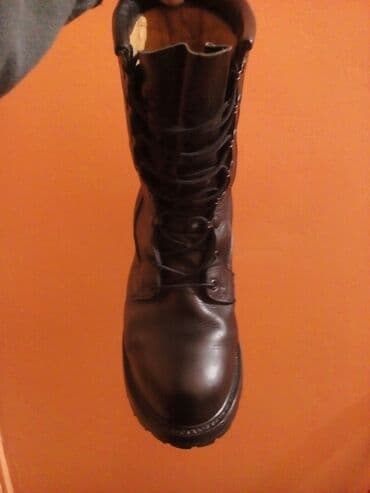 Киреге берилүүчү кийимдер: Берцы Американские оригинал подошева wibram состояние б/у не дырок не — 2