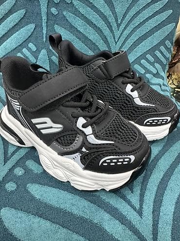 Оюнчуктар: Детские кроссовки с усиленной подошвой и удобной застёжкой-липучкой — 2