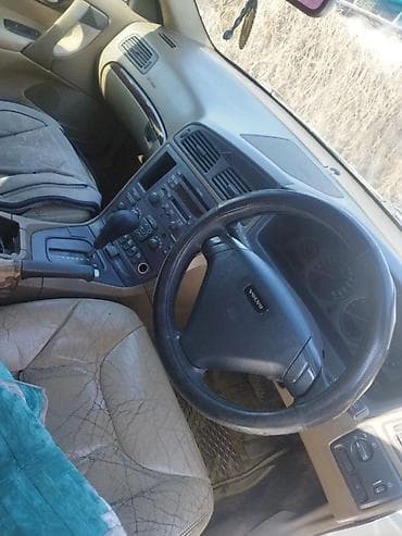 Транспорт: Volvo : 2003 г., 2.4 л, Автомат, Бензин, Седан — 2