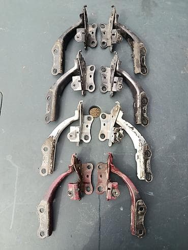 Автозапчасти: Петли капота Toyota, Б/у, Оригинал — 1