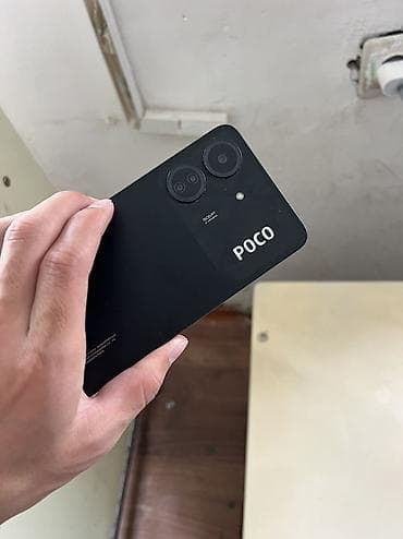 телефон с большой батареей: Poco C65, Б/у, 128 ГБ, цвет - Черный, 2 SIM — 1