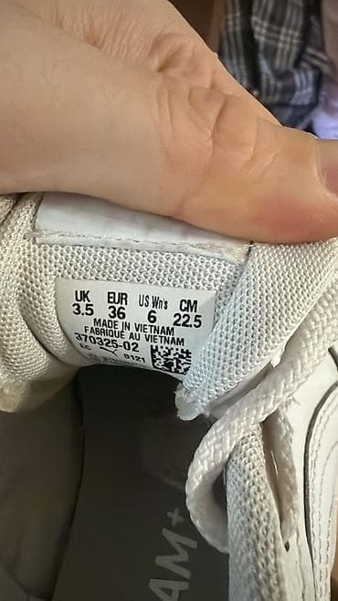 Личные вещи: Мужские кроссовки, 35.5, 36, Puma, Б/у, цвет - Белый, Самовывоз — 2