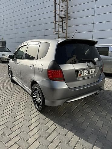 crv 2001: Honda Fit: 2004 г., 1.3 л, Вариатор, Бензин — 3
