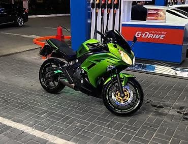 Спортбайк Kawasaki, 650 куб. см, Бензин, Чоңдор үчүн, Колдонулган — 2