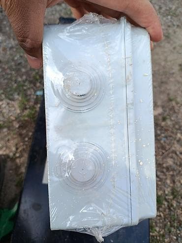 ящики большие: Пластиковый электрощит (распределительная коробка/шкаф) IP65 - — 3