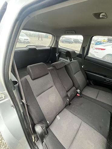 carolla verso: Toyota WISH: 2003 г., Минивэн — 3