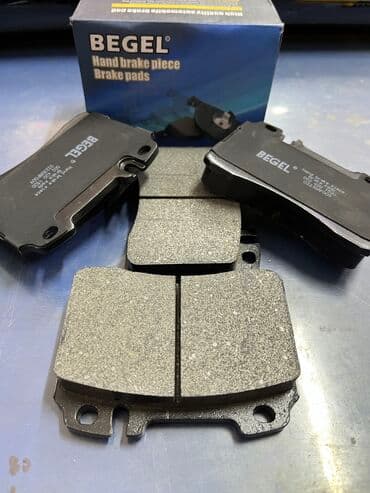 line: Передняя тормозная колодка Mercedes-Benz 1995 г. — 1