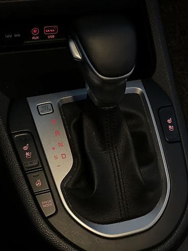 avante hd: Kia K3: 2020 г., Бензин, Седан — 10