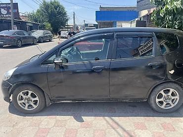холостого хода: Honda Fit: 2005 г., 1.5 л, Вариатор, Бензин, Хэтчбэк — 3
