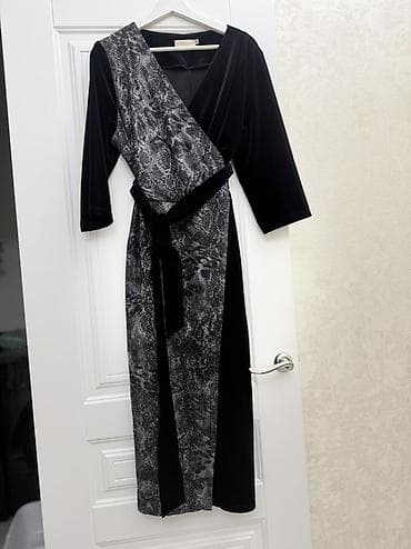 armani code: Вечернее платье, Коктейльное, Длинная модель, Велюр, С рукавами, L, XL — 3