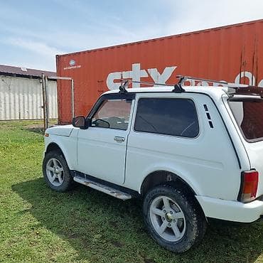 Транспорт: ВАЗ (ЛАДА) 4x4 Niva: 2015 г., 1.7 л, Кол менен иштөөчү, Бензин, Купе — 2