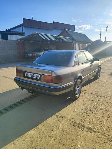 радар авто: Audi S4: 1993 г., 2 л, Кол менен иштөөчү, Бензин — 4