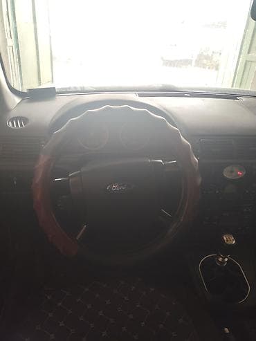 Унаа сатуу: Ford Mondeo: 2002 г., 2 л, Кол менен иштөөчү, Седан — 2