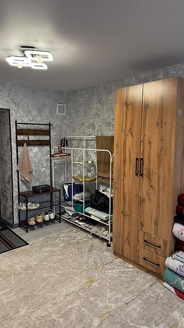карасаев: 1 бөлмө, 18 м², 1 кабат, Евроремонт — 4