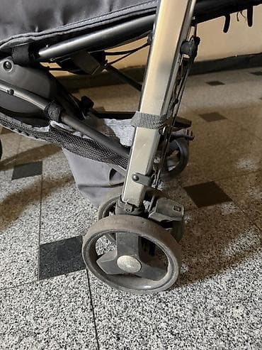 большую коляску: Коляска, Chicco, цвет - Серебристый, Б/у — 3