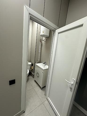 квартиры часовые: Аренда офисов, 30 м², В жилом комплексе, 1 линия, С отдельным сан узлом — 6