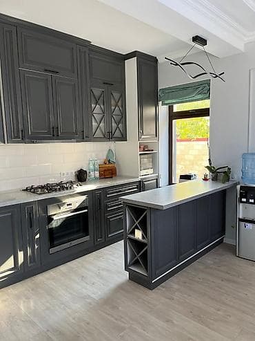 Үйлөр: 270 м², 5 бөлмө, Жылуу пол, Евроремонт, Кондиционер — 1