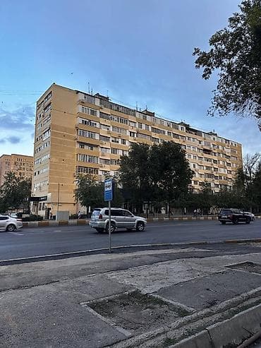 Недвижимость: 3 комнаты, 70 м², Манаса/Боконбаева Индивидуалка, 8 этаж — 1