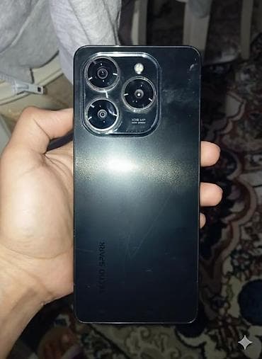 poco x7 pro: Tecno Spark, Новый, цвет - Черный — 1