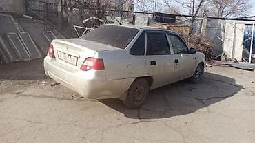 обшивка нексия: Daewoo Nexia: 2010 г., Седан — 5