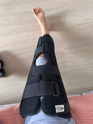 Продаю фиксатор для ног, можно использовать вместо гипса, покупали за