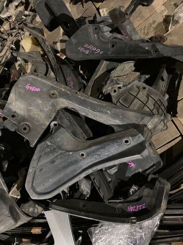 редуктор делика: Дөңгөлөк жааларын коргугуч Арткы оң Toyota, Колдонулган, Оригинал — 3