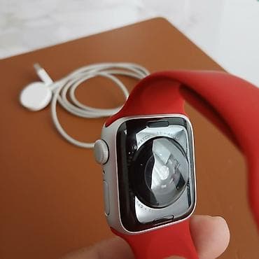 se iphone: Apple Watch SE (модель A2351), корпус 40 мм, алюминий в серебристом — 3