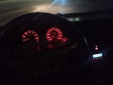 bmw e46: Audi 80: 1992 г., 2 л, Механика, Бензин, Седан — 9